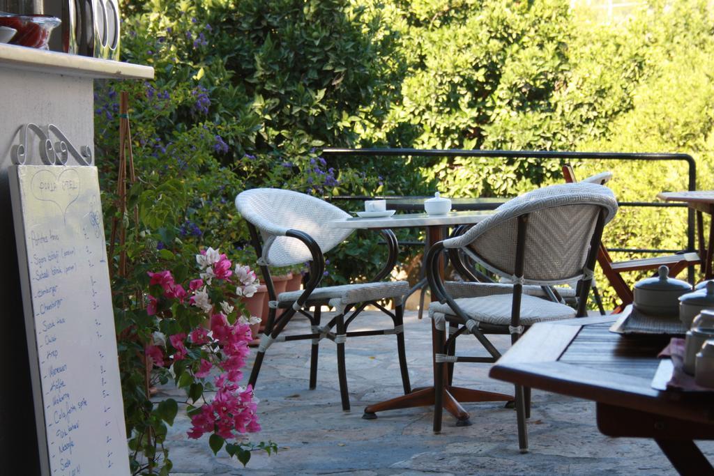 Parla Apart Hotel Cesme Exterior photo