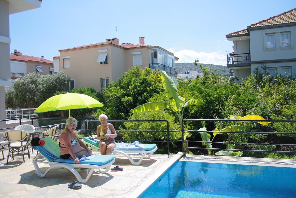 Parla Apart Hotel Cesme Exterior photo