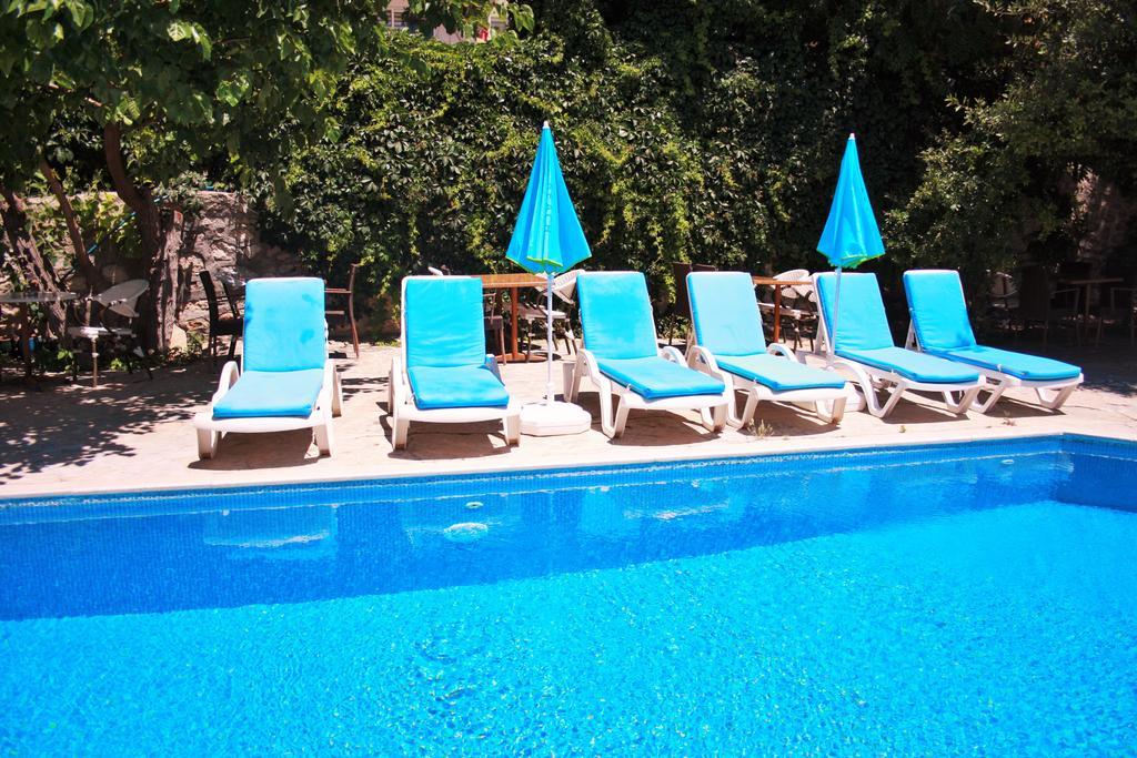 Parla Apart Hotel Cesme Exterior photo