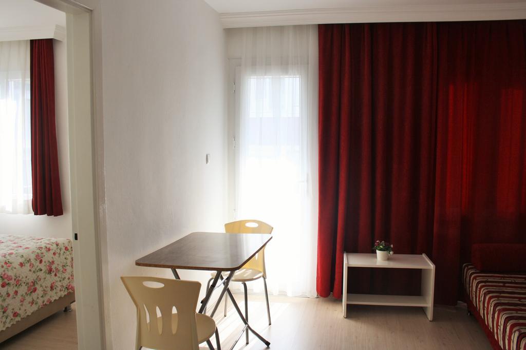Parla Apart Hotel Cesme Exterior photo